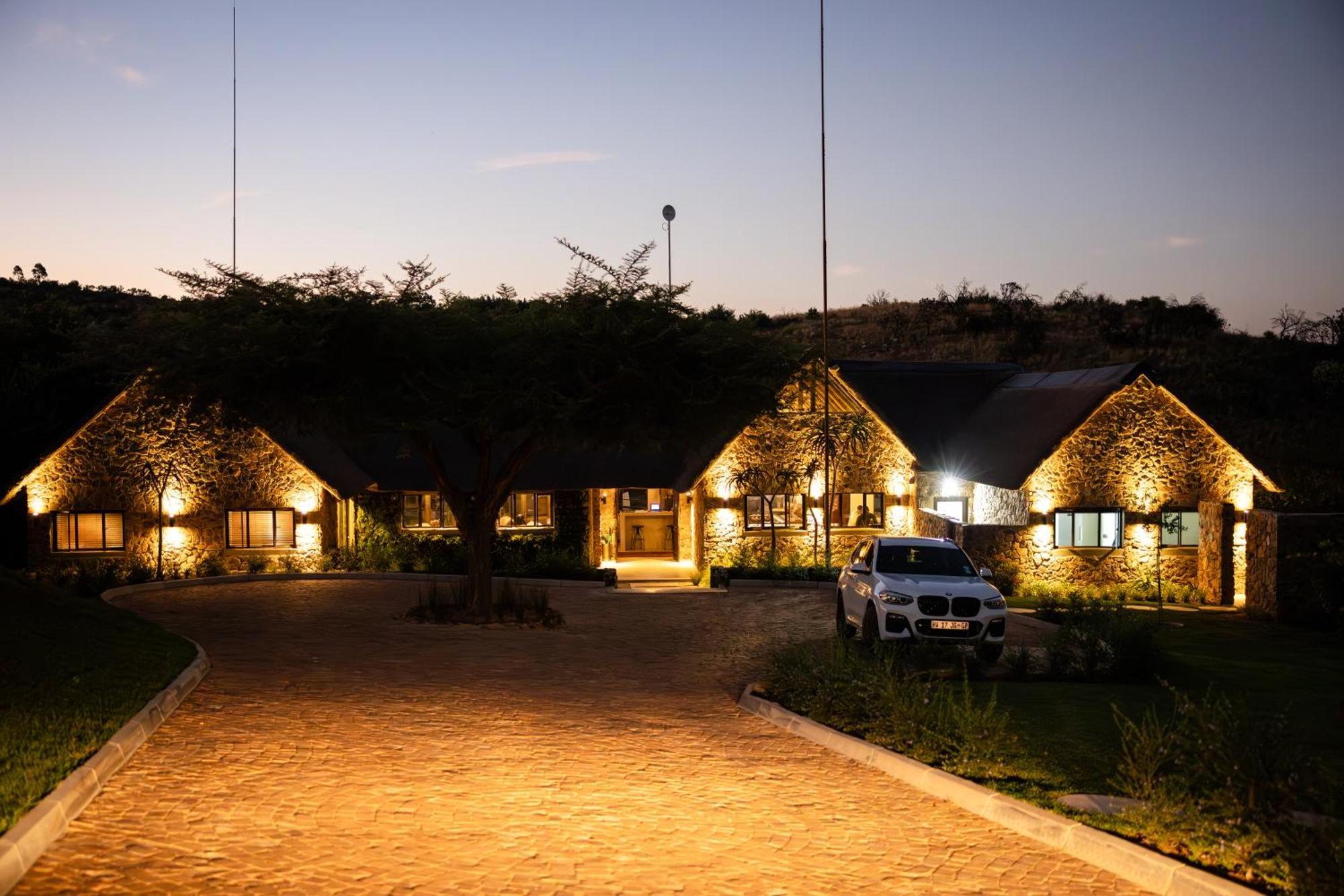 Sibani Lodge Krugersdorp Exterior photo